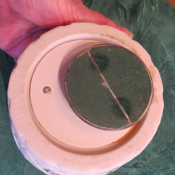 Seymour Mann Ginger Cat in Basket Musical Vintage (F98) - Picture 7 of 7